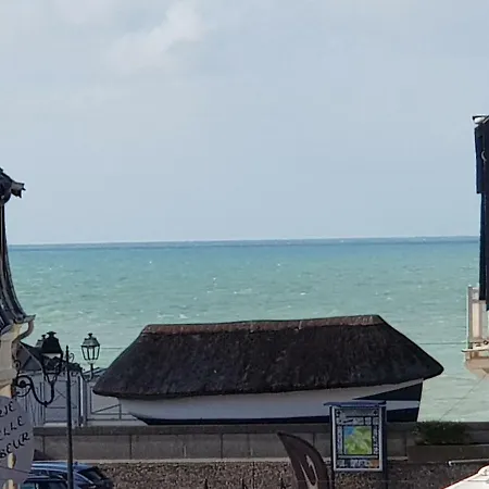 Les Echapees Belles 아파트 에트르타