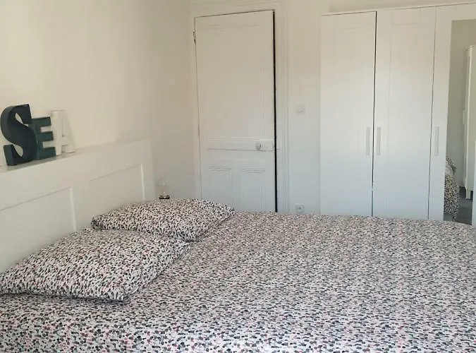 Les Echapees Belles *